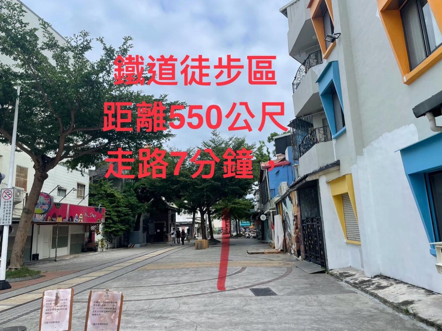 小小鋼琴家民宿&近夜市文創美食街 Hualien City Exterior photo